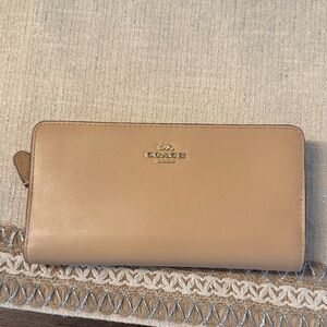 Coach Tan Leather Zip Wallet with Gold Logo